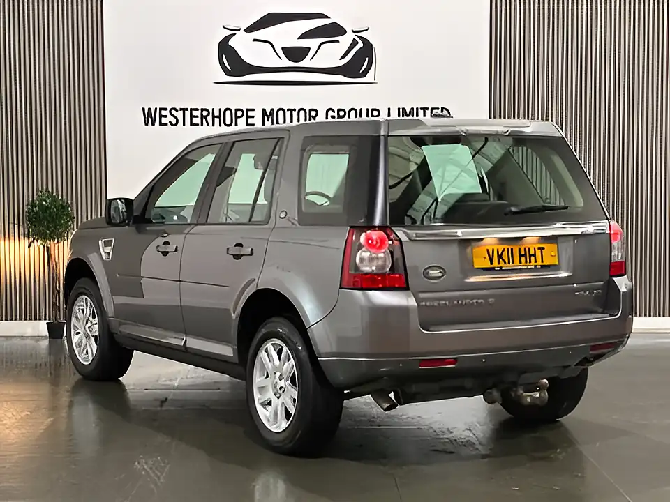 Used 2011 Land Rover Freelander 2 Xs Commandshift Grey - Interior and Exterior details 10