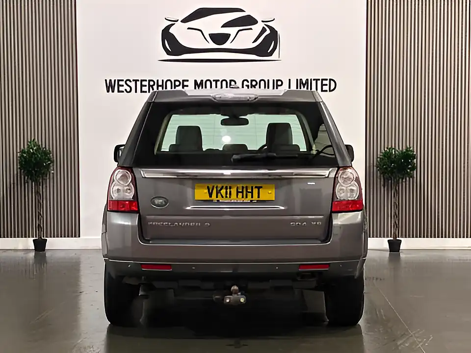 Used 2011 Land Rover Freelander 2 Xs Commandshift Grey - Interior and Exterior details 11