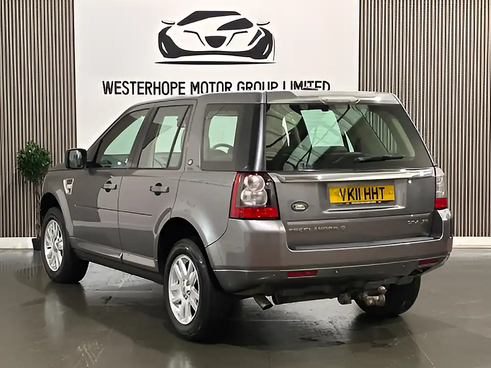 Used 2011 Land Rover Freelander 2 Xs Commandshift Grey - Interior and Exterior details 2