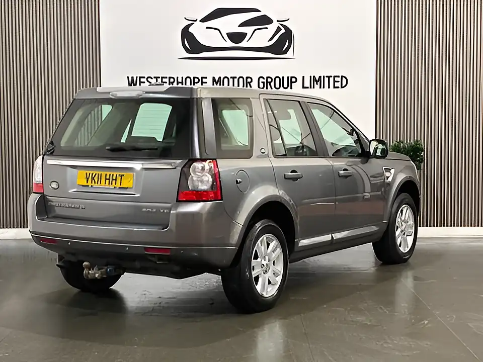 Used 2011 Land Rover Freelander 2 Xs Commandshift Grey - Interior and Exterior details 4