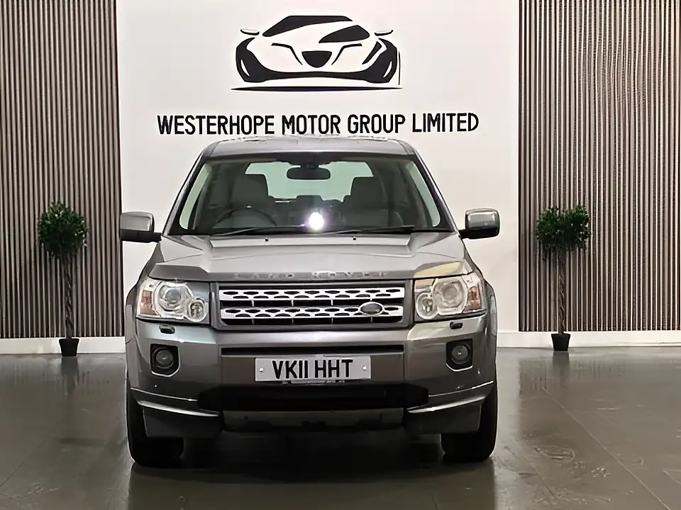 Used 2011 Land Rover Freelander 2 Xs Commandshift Grey - Interior and Exterior details 5