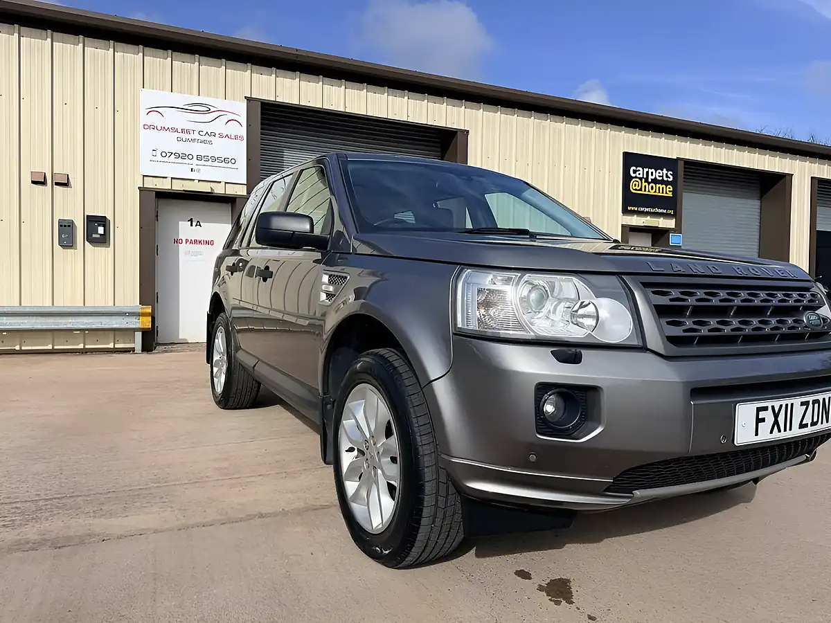 Used 2011 Land Rover Freelander 2 Xs Grey - Front View