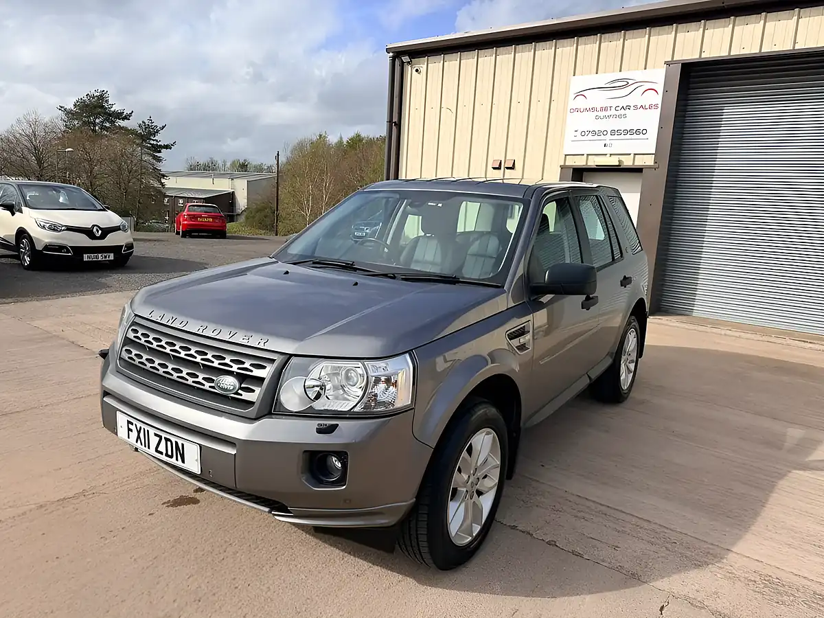 Used 2011 Land Rover Freelander 2 Xs Grey - Interior and Exterior details 5