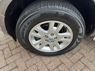 Used 2011 Land Rover Freelander 2 Xs Grey - Interior and Exterior details 10