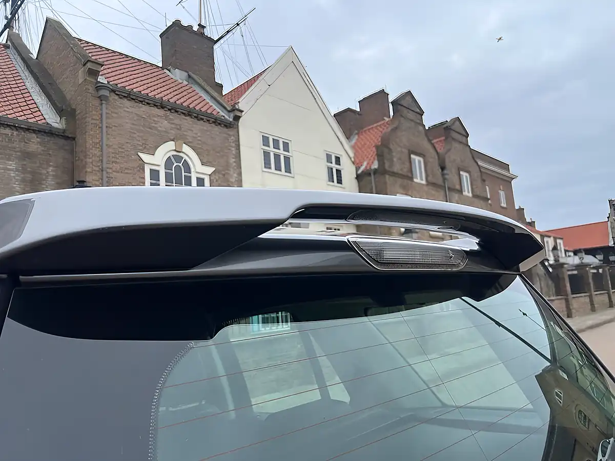 Used 2011 Land Rover Freelander 2 Xs Grey - Interior and Exterior details 16