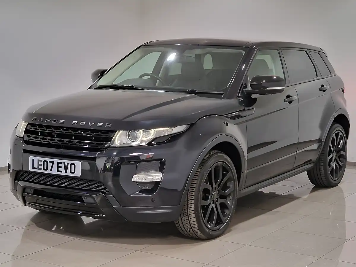 Used 2011 Land Rover Range Rover Evoque Dynamic Black - Interior and Exterior details 3
