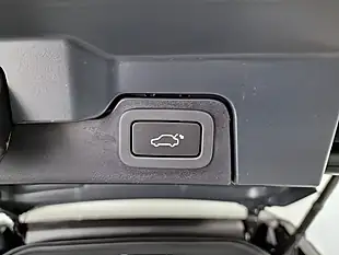 Used 2011 Land Rover Range Rover Evoque Dynamic Lux White - Interior and Exterior details 11