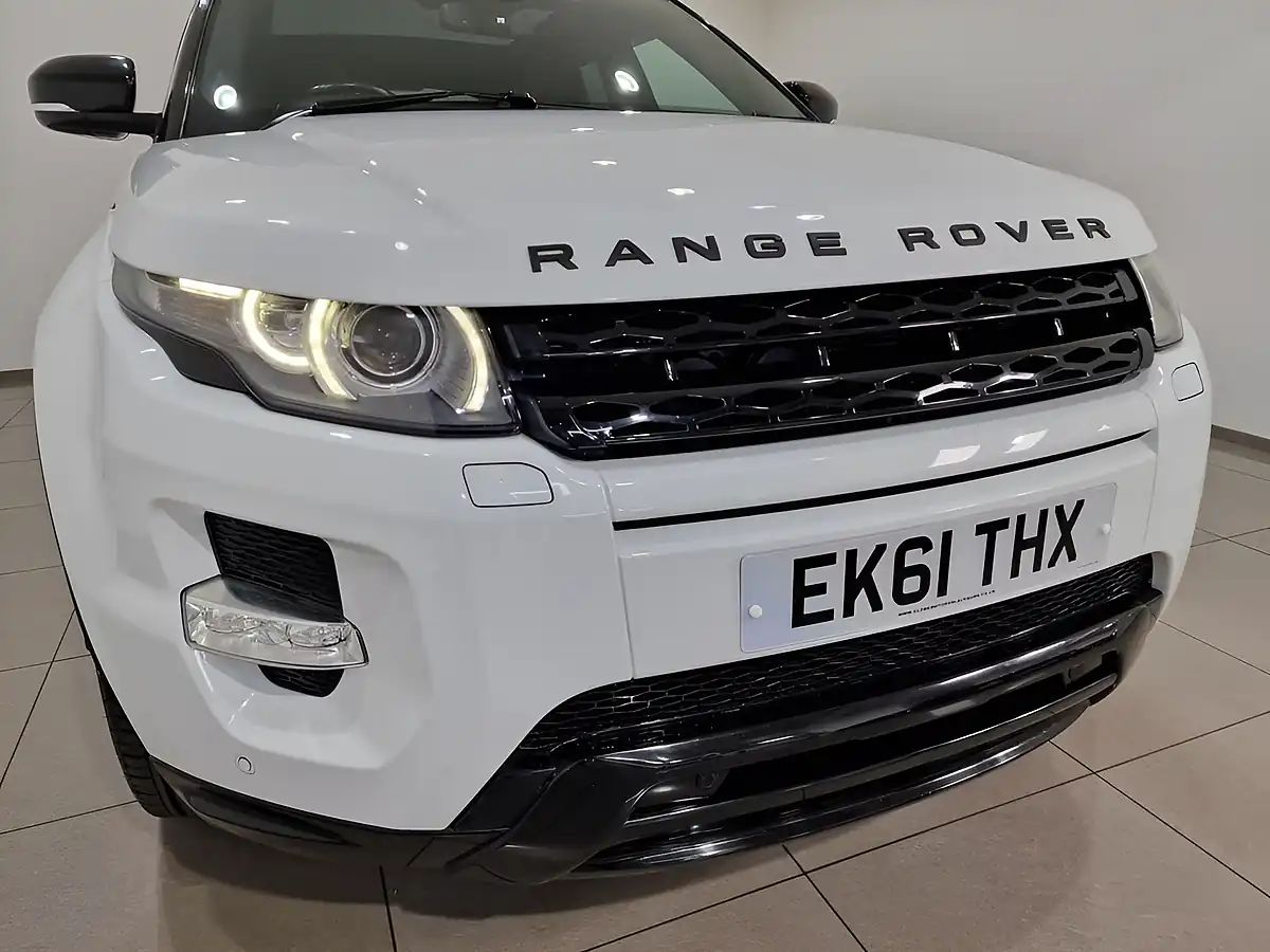 Used 2011 Land Rover Range Rover Evoque Dynamic Lux White - Interior and Exterior details 19