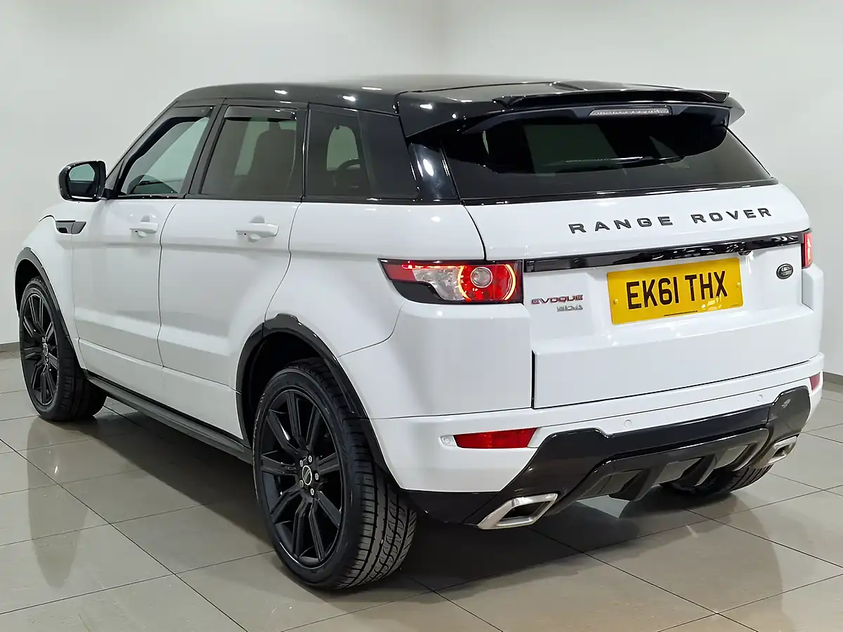 Used 2011 Land Rover Range Rover Evoque Dynamic Lux White - Interior and Exterior details 4