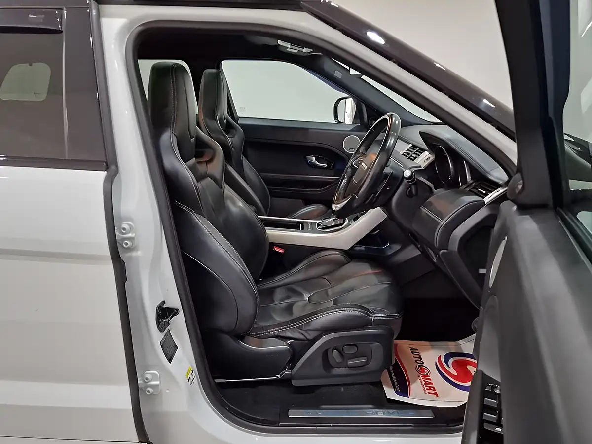 Used 2011 Land Rover Range Rover Evoque Dynamic Lux White - Interior and Exterior details 9