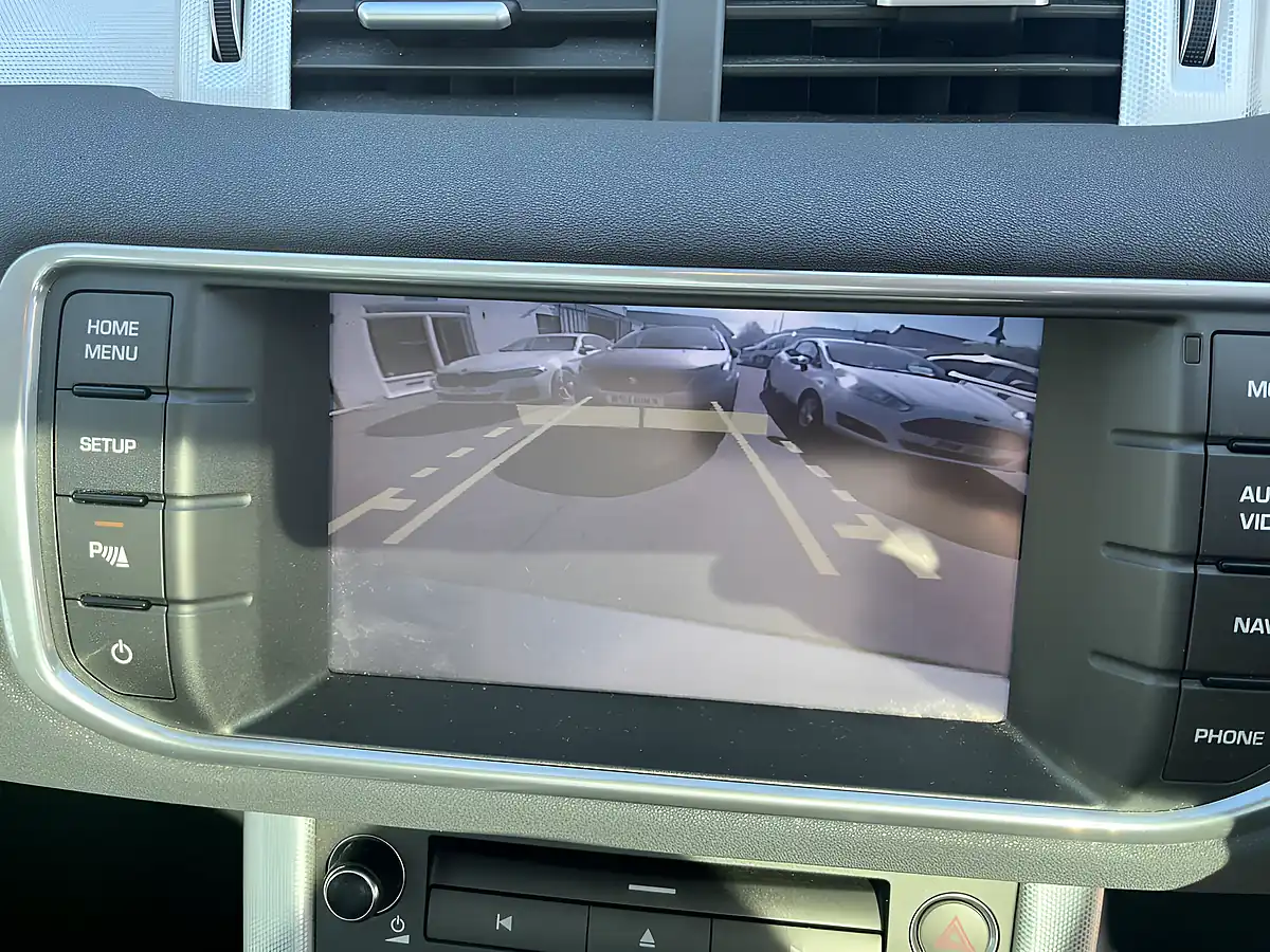 Used 2011 Land Rover Range Rover Evoque Dynamic Orkney Grey - Interior and Exterior details 14