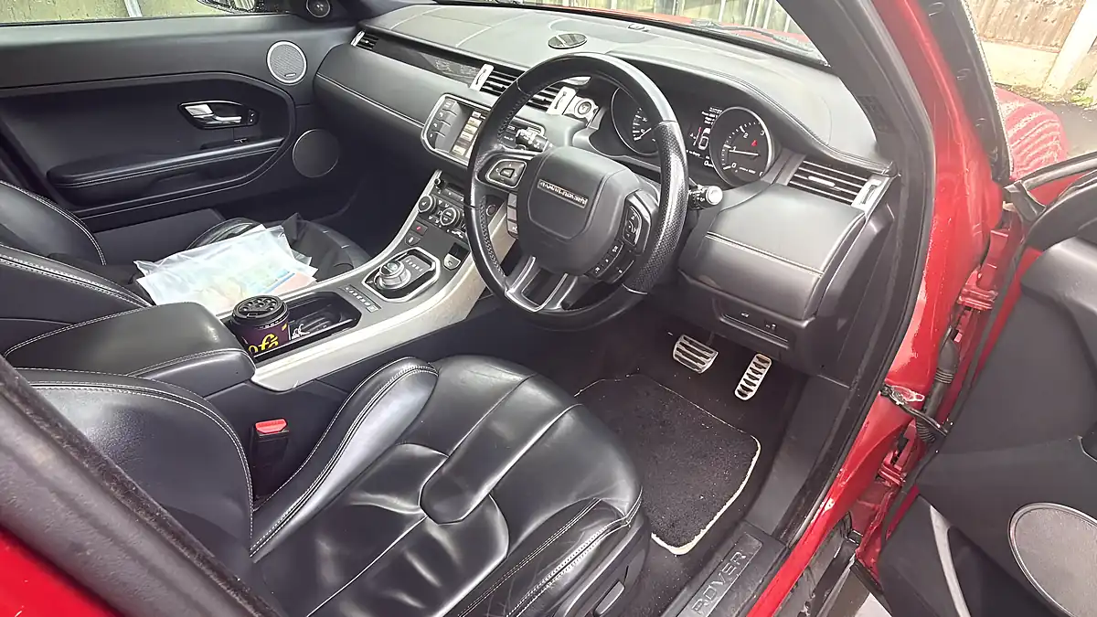 Used 2011 Land Rover Range Rover Evoque Dynamic Red - Interior and Exterior details 8