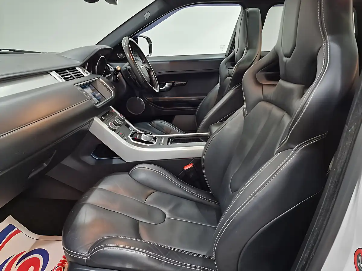 Used 2011 Land Rover Range Rover Evoque Dynamic White - Interior and Exterior details 18