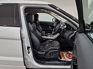 Used 2011 Land Rover Range Rover Evoque Dynamic White - Interior and Exterior details 9
