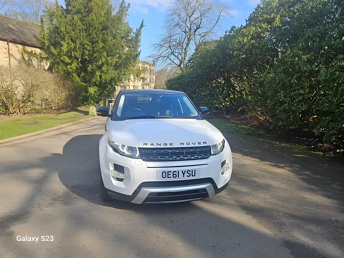 Used 2011 Land Rover Range Rover Evoque Dynamic White - Interior and Exterior details 12