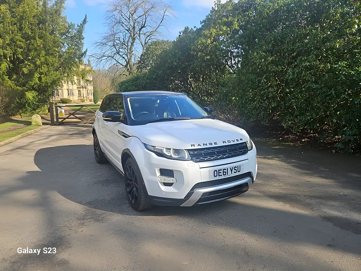 Used 2011 Land Rover Range Rover Evoque Dynamic White - Interior and Exterior details 7