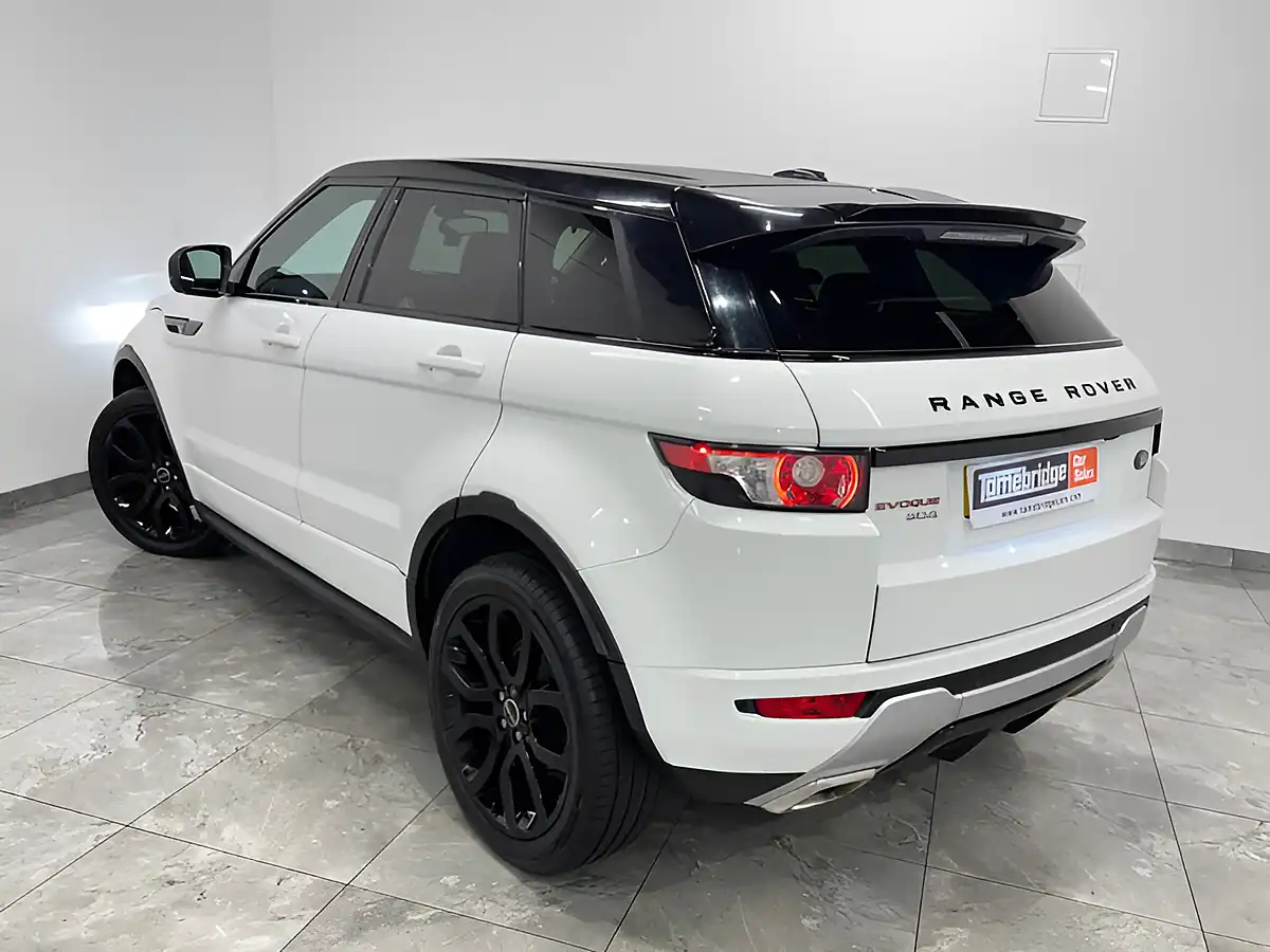 Used 2011 Land Rover Range Rover Evoque Dynamic White - Interior and Exterior details 5
