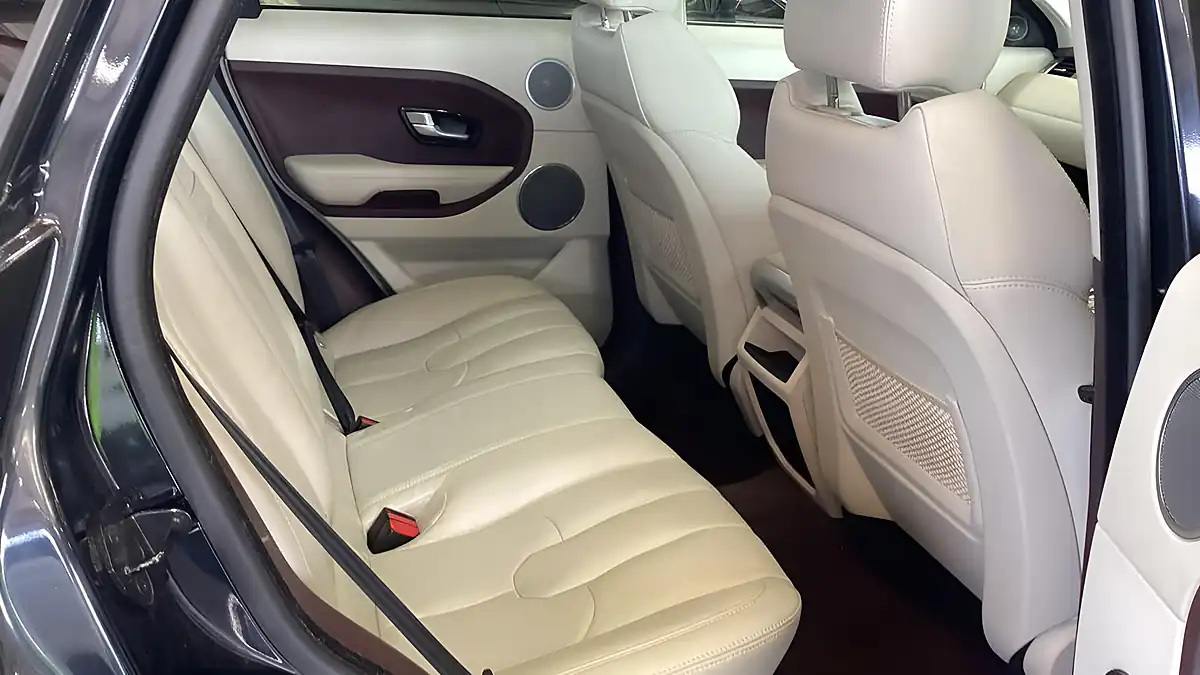 Used 2011 Land Rover Range Rover Evoque Prestige Black - Interior and Exterior details 10