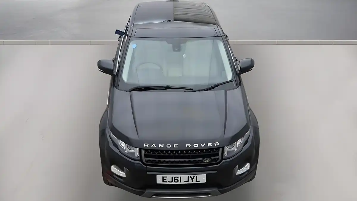 Used 2011 Land Rover Range Rover Evoque Prestige Black - Interior and Exterior details 7