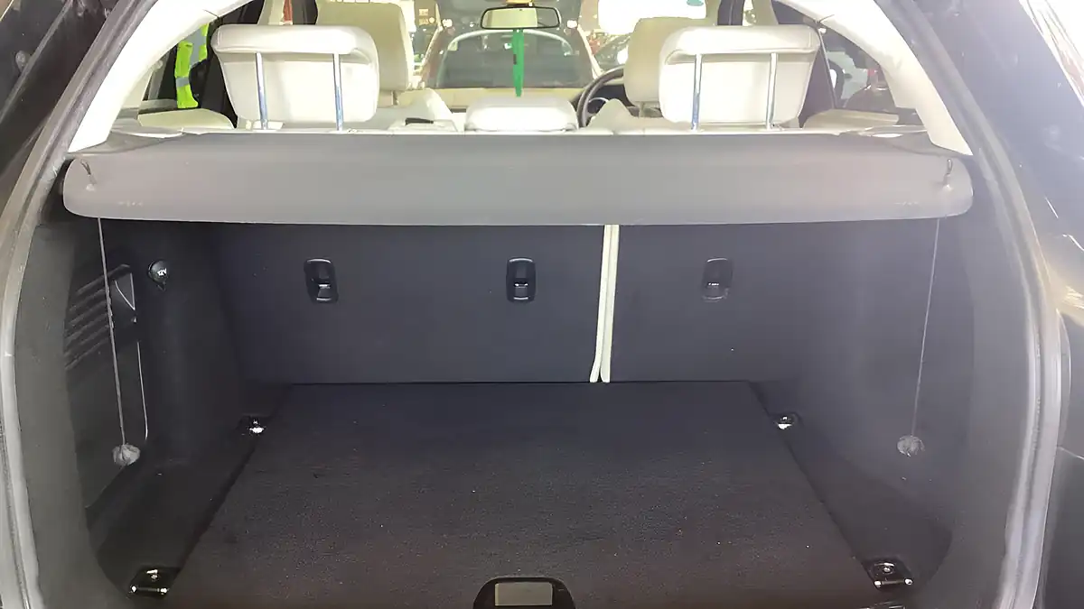 Used 2011 Land Rover Range Rover Evoque Prestige Black - Interior and Exterior details 9