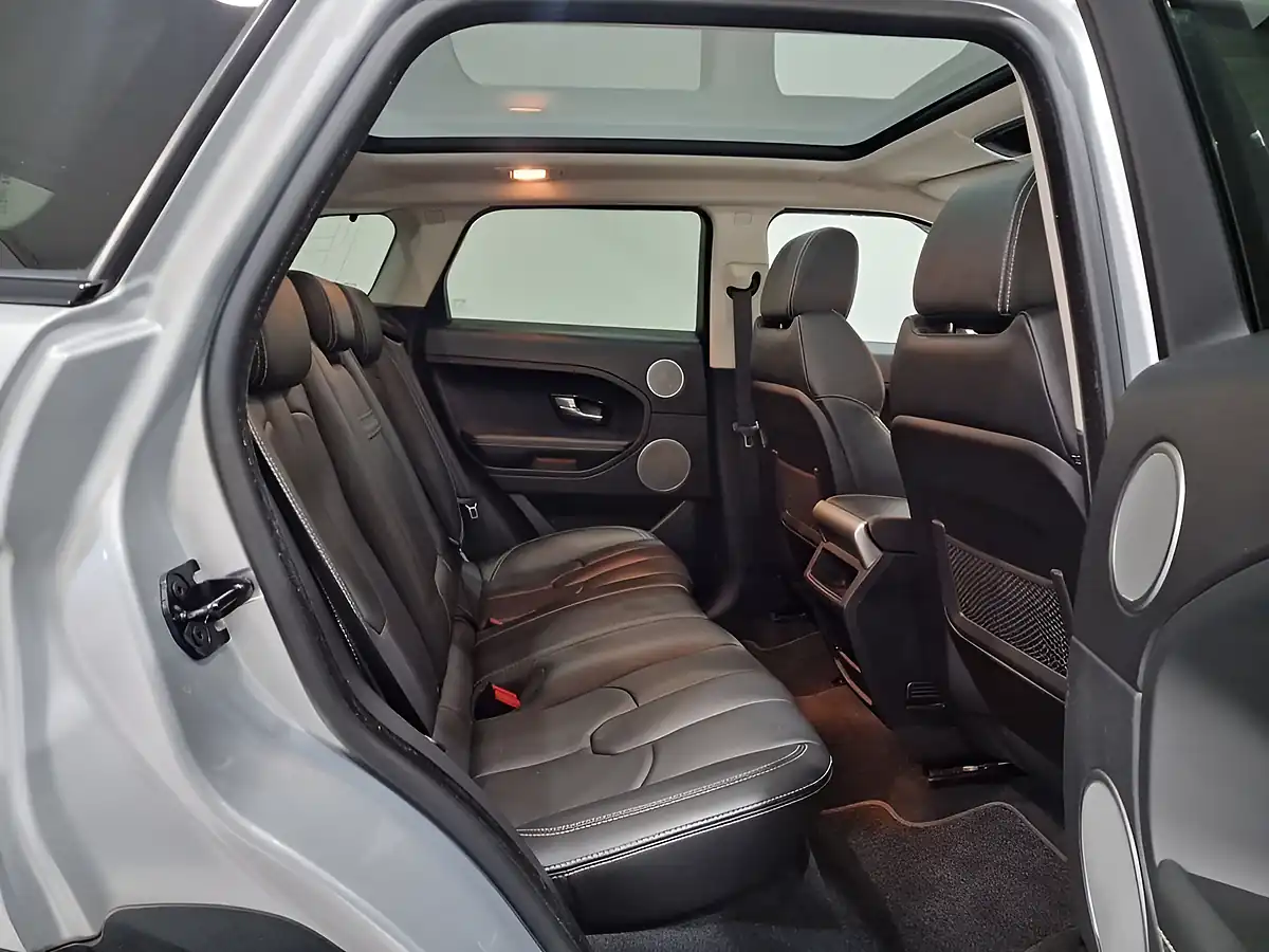 Used 2011 Land Rover Range Rover Evoque Prestige Silver - Interior and Exterior details 13