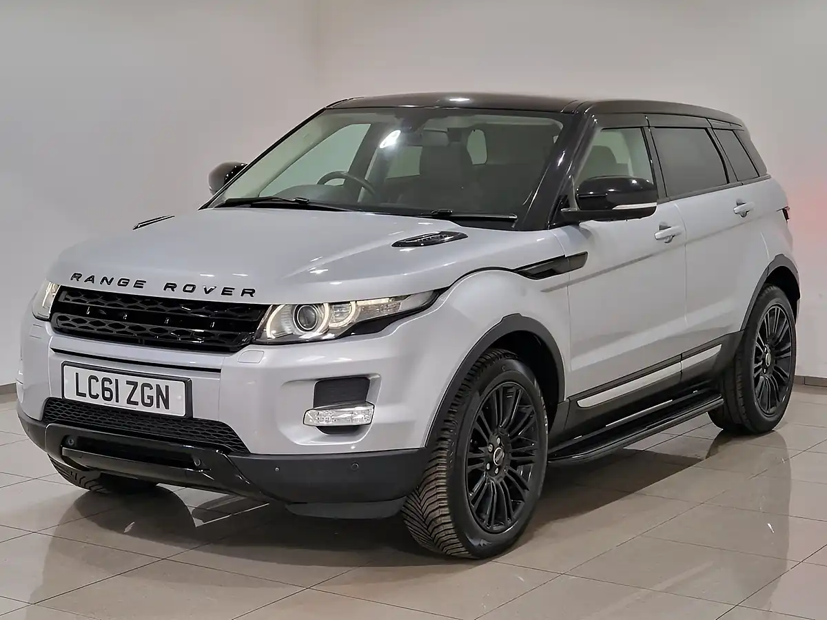 Used 2011 Land Rover Range Rover Evoque Prestige Silver - Interior and Exterior details 3