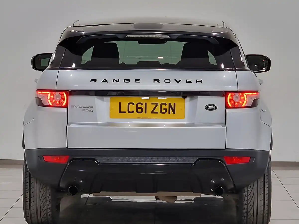Used 2011 Land Rover Range Rover Evoque Prestige Silver - Interior and Exterior details 5