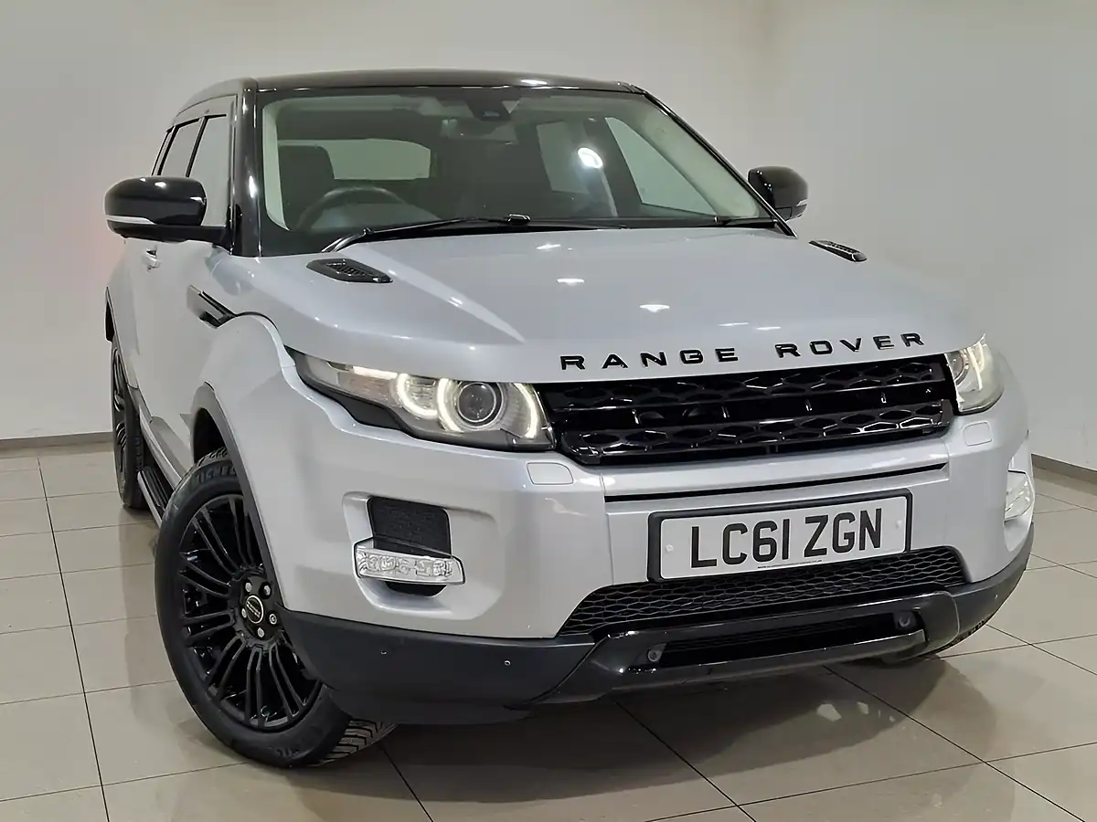 Used 2011 Land Rover Range Rover Evoque Prestige Silver - Interior and Exterior details 8