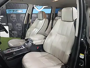 Used 2011 Land Rover Range Rover Vogue Black - Interior and Exterior details 11