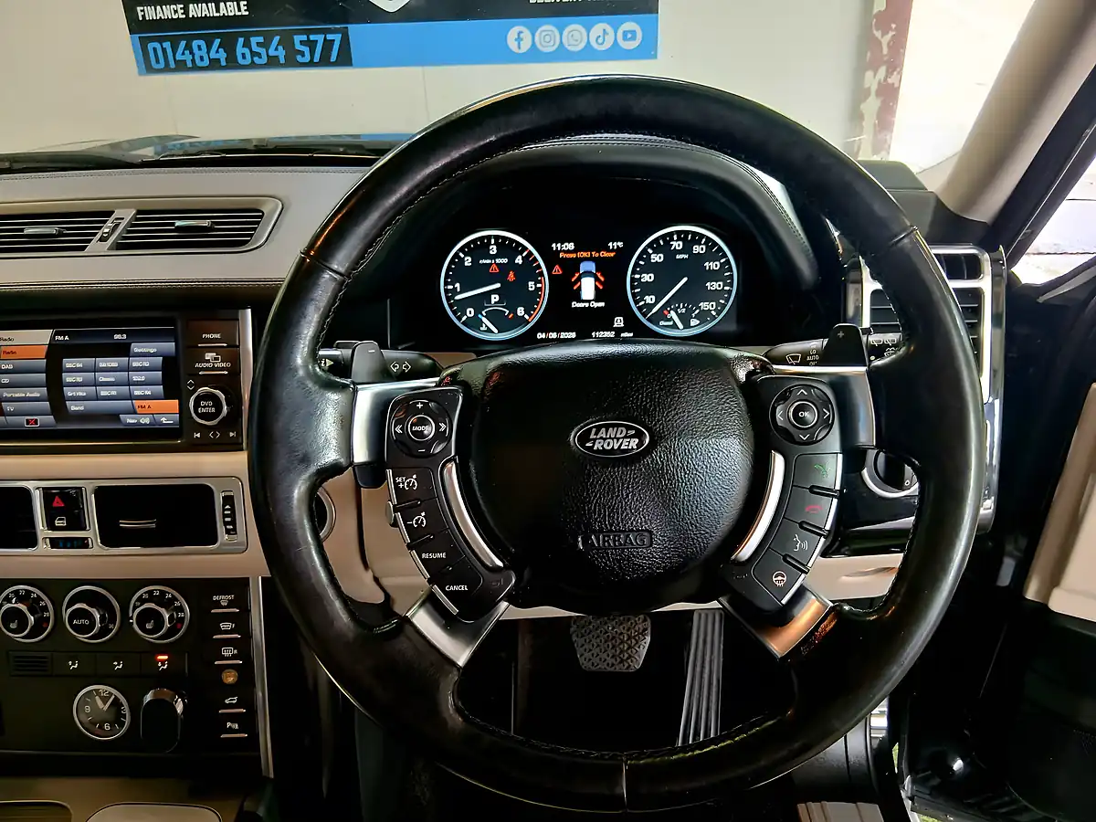Used 2011 Land Rover Range Rover Vogue Black - Interior and Exterior details 14