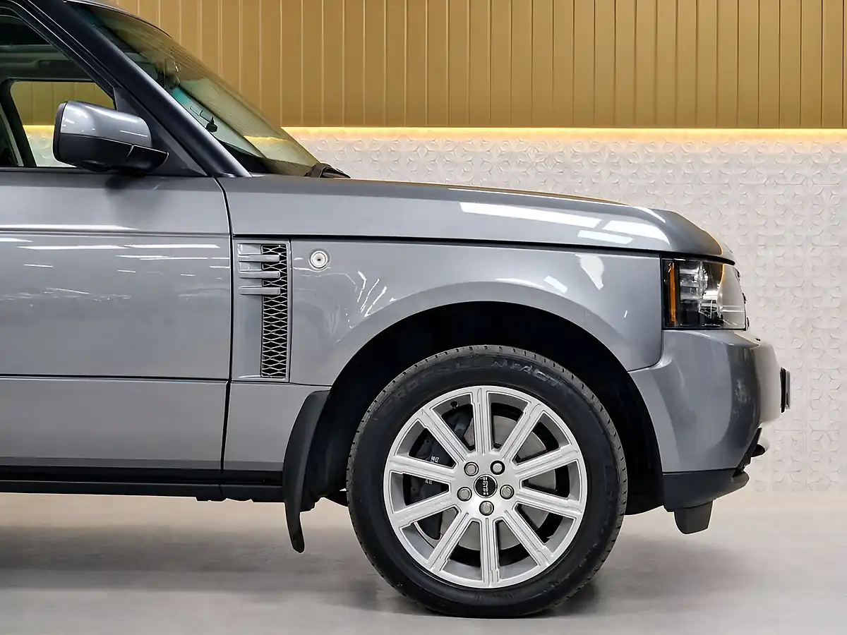 Used 2011 Land Rover Range Rover Vogue Se Orkney Grey - Interior and Exterior details 10