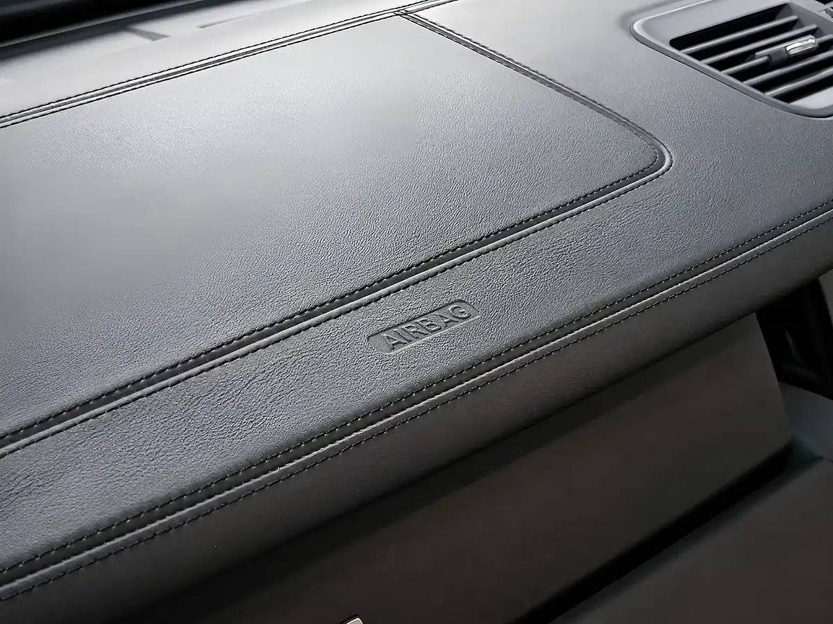 Used 2011 Land Rover Range Rover Vogue Se Orkney Grey - Interior and Exterior details 14