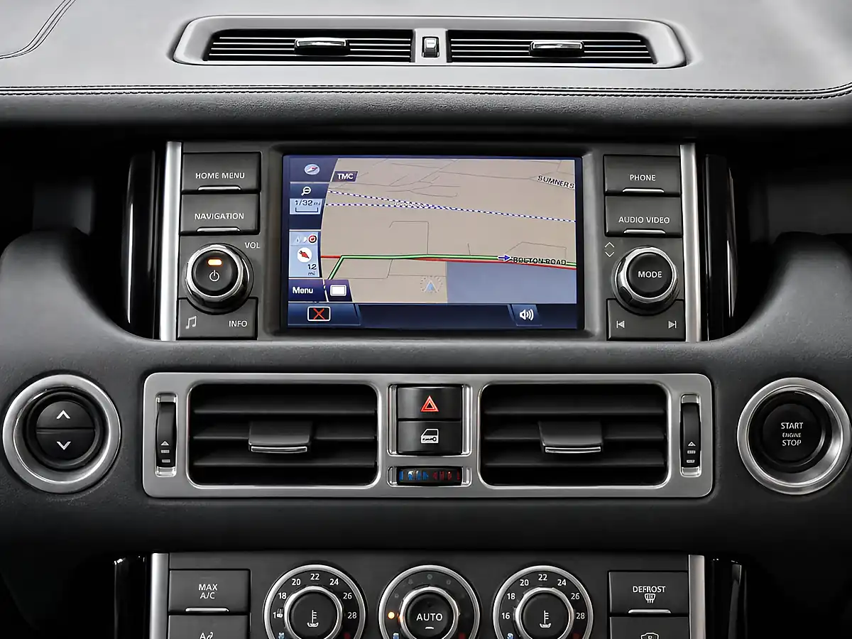 Used 2011 Land Rover Range Rover Vogue Se Orkney Grey - Interior and Exterior details 4