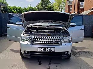 Used 2011 Land Rover Range Rover Vogue Silver - Interior and Exterior details 10