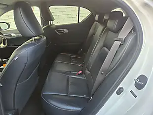 Used 2011 Lexus Ct Se-L White - Interior and Exterior details 15