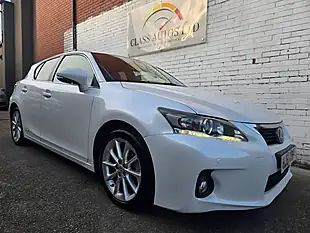 Used 2011 Lexus Ct Se-L White - Interior and Exterior details 5