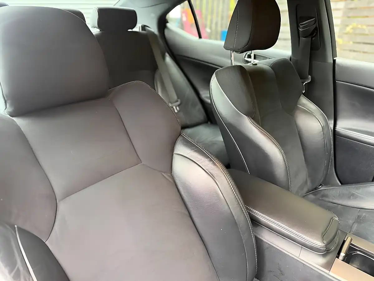 Used 2011 Lexus Is F Sport Grey - Interior and Exterior details 8