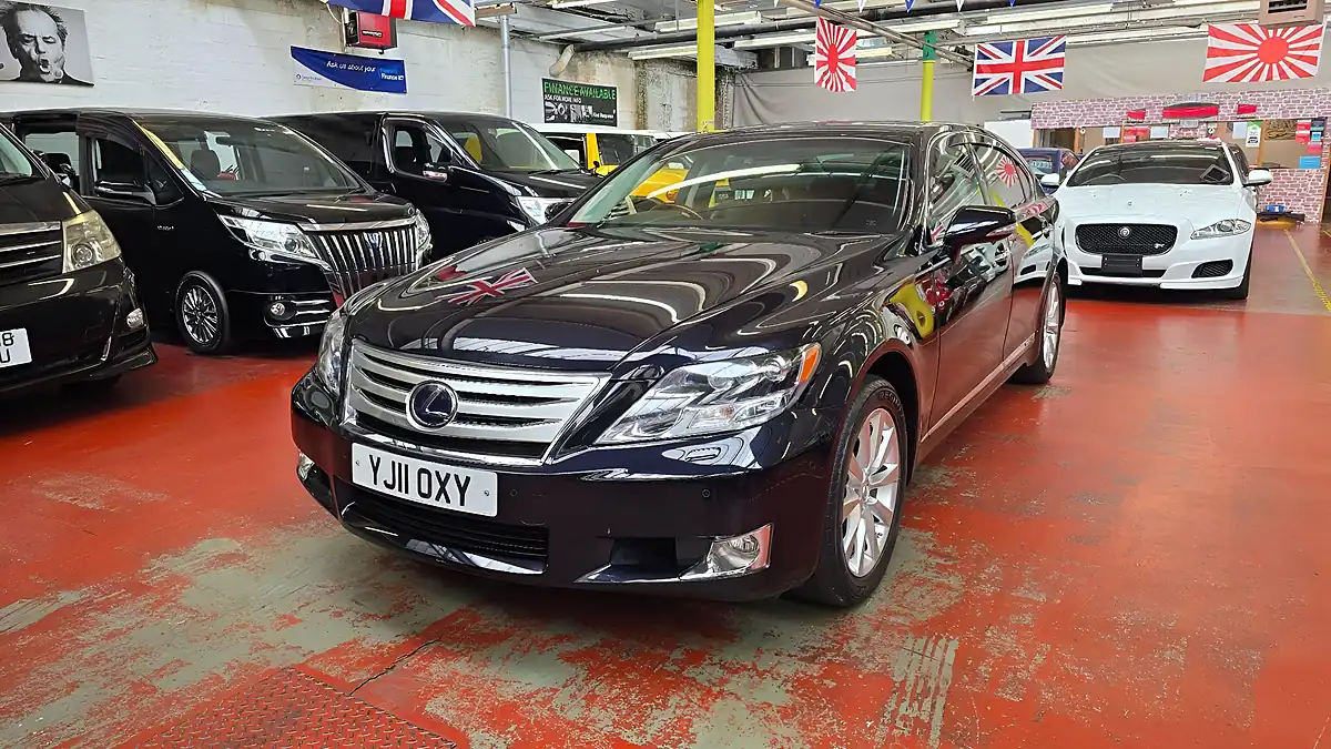Used 2011 Lexus Ls Premier Lwb Black - Interior and Exterior details 15
