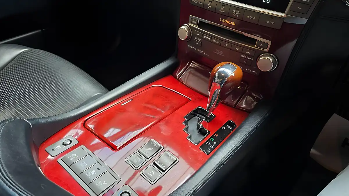 Used 2011 Lexus Ls Premier Lwb Black - Interior and Exterior details 9