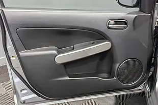 Used 2011 Mazda 2 Takuya Silver - Interior and Exterior details 18