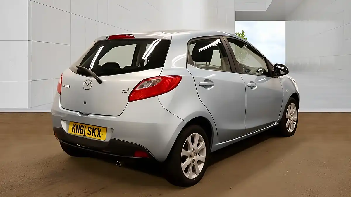 Used 2011 Mazda 2 TS2 Blue - Interior and Exterior details 7