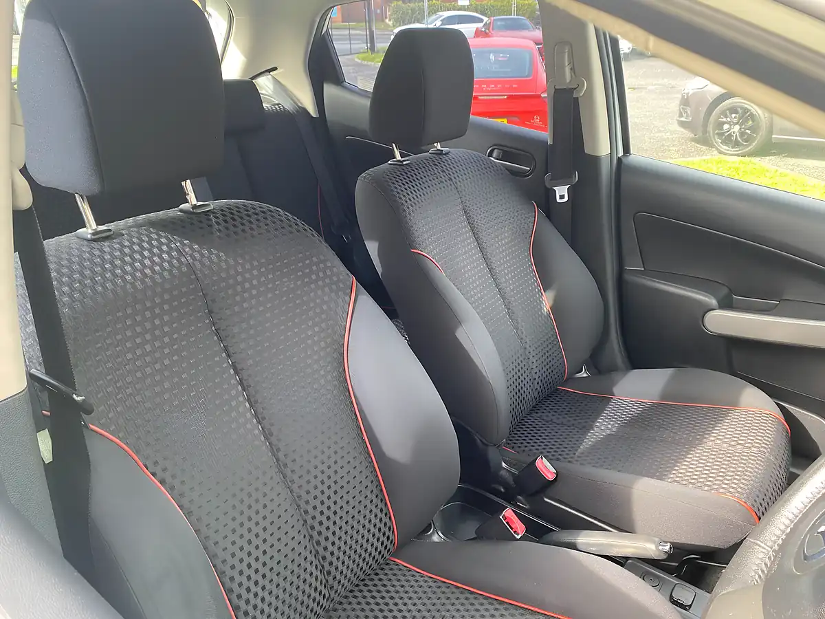 Used 2011 Mazda Mazda2 Black Limited Edition Crystal White - Interior and Exterior details 20