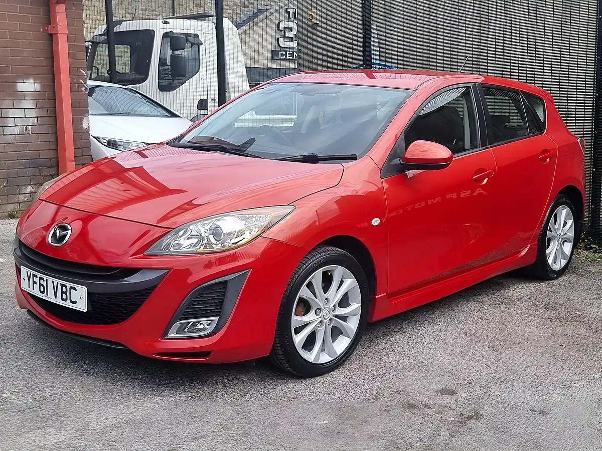 Used 2011 Mazda MAZDA3 Takuya Red - Interior and Exterior details 3