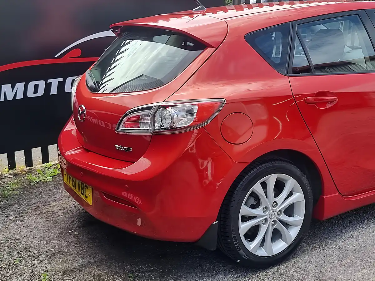 Used 2011 Mazda MAZDA3 Takuya Red - Interior and Exterior details 9