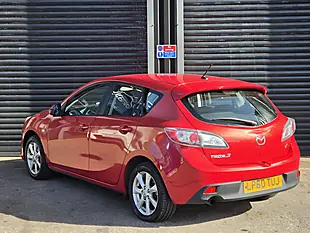 Used 2011 Mazda Mazda3 TS2 Red - Interior and Exterior details 7