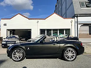 Used 2011 Mazda MX-5 Kendo Black - Interior and Exterior details 6