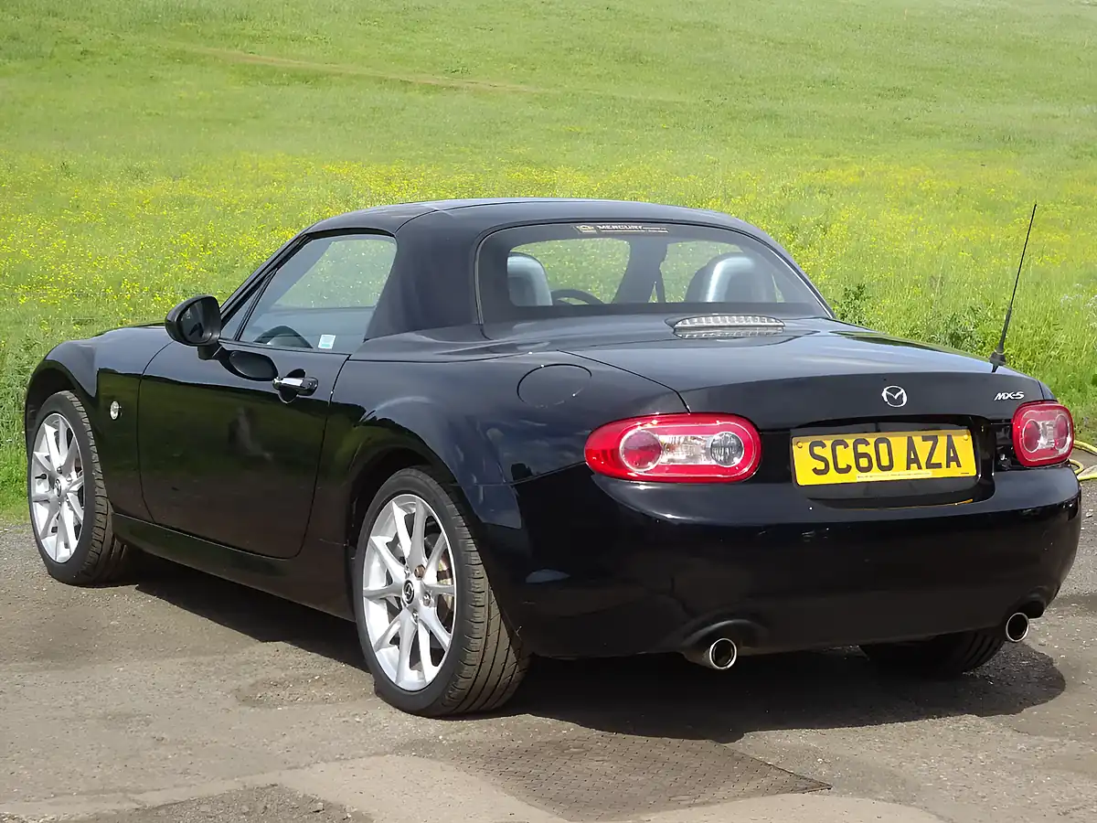 Used 2011 Mazda MX-5 Sport Tech Black - Interior and Exterior details 15