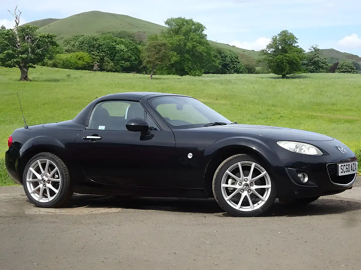 Used 2011 Mazda MX-5 Sport Tech Black - Interior and Exterior details 20