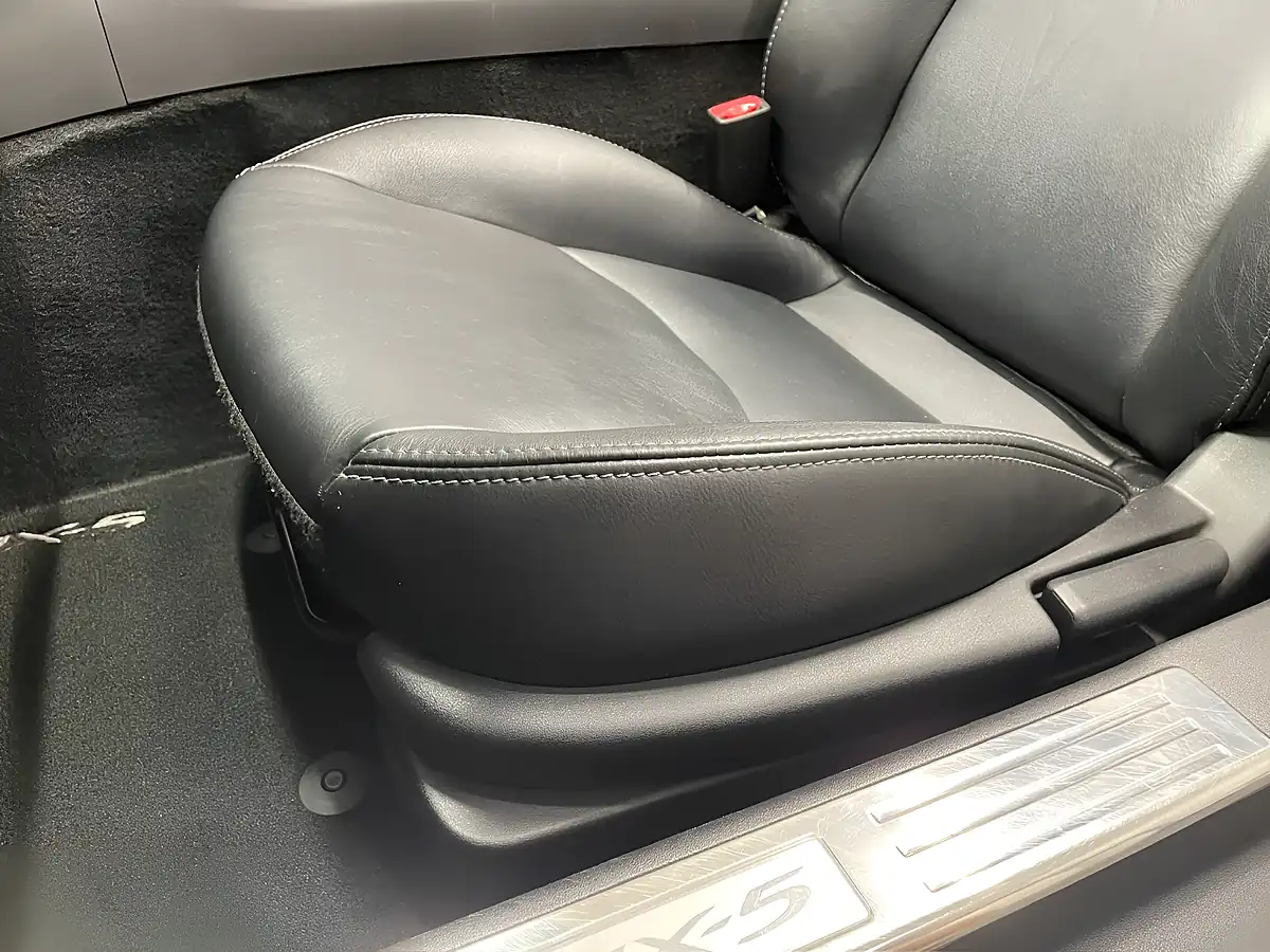 Used 2011 Mazda MX-5 Sport Tech Brilliant Black - Interior and Exterior details 19