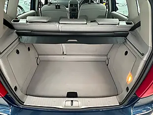 Used 2011 Mercedes-Benz a Class Avantgarde Se Blue - Interior and Exterior details 15